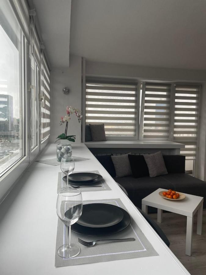 Apartamenty W Centrum Warszawy وارسو المظهر الخارجي الصورة